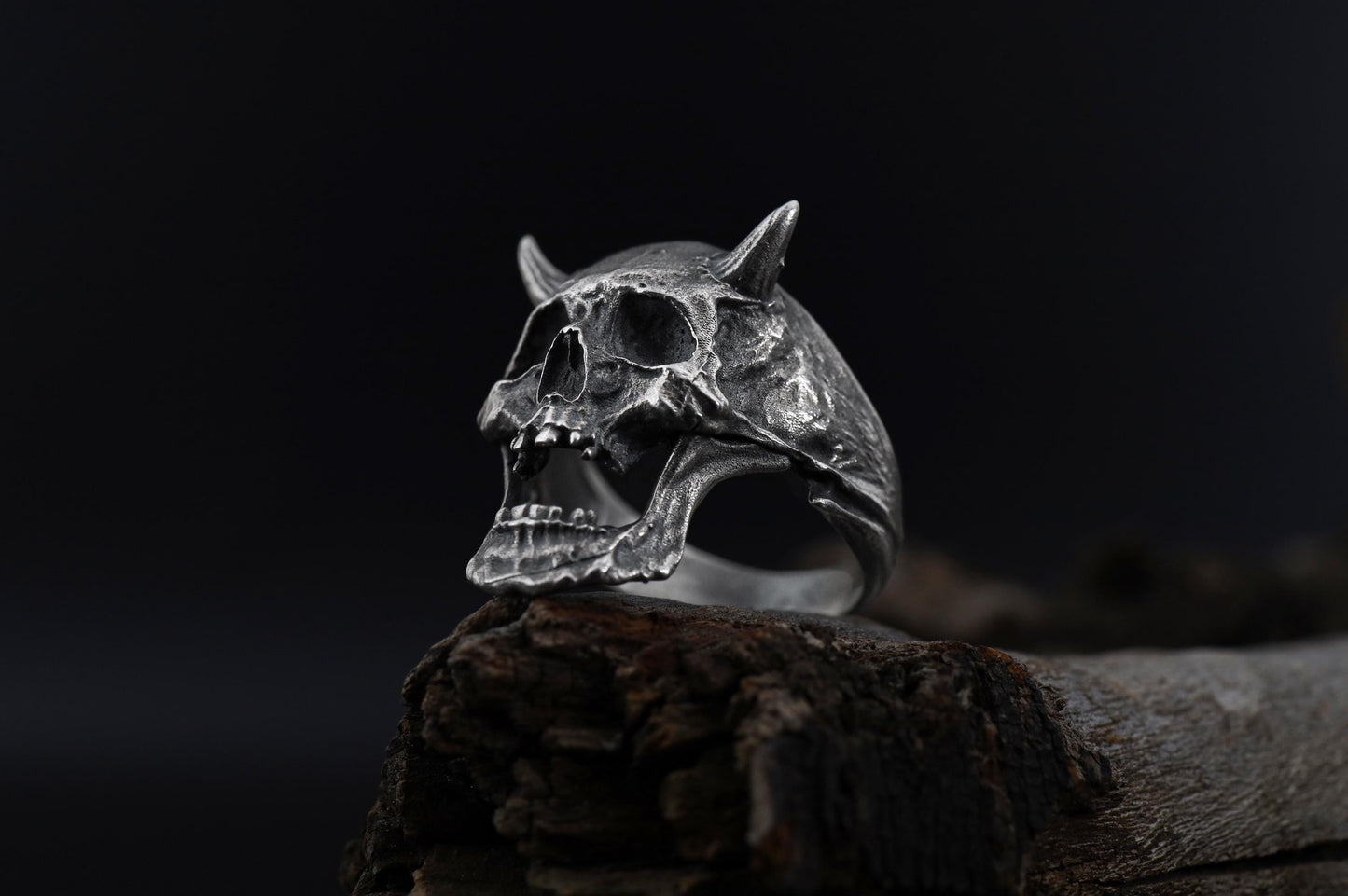 Rhodium Plated Demon Head Ring: Horned Skull Ring, Biker Statement Ring, Hellraiser Head Jewelry, Gothic Men Ring